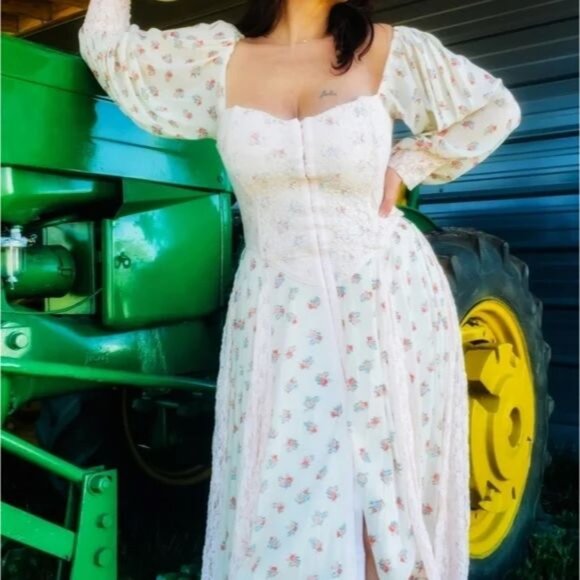 We Are HAH Maiden Memphis Corset Midi Dress in Almond Milk Cottagecore sz Large - Picture 4 of 14